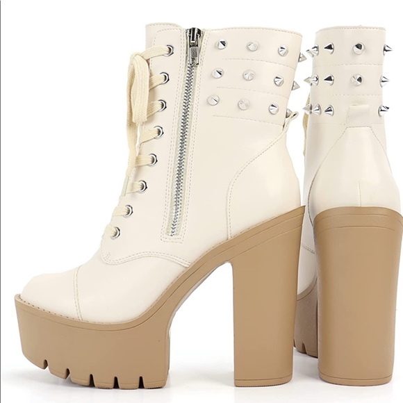 Beige studded heeled ankle boots - Picture 2 of 8